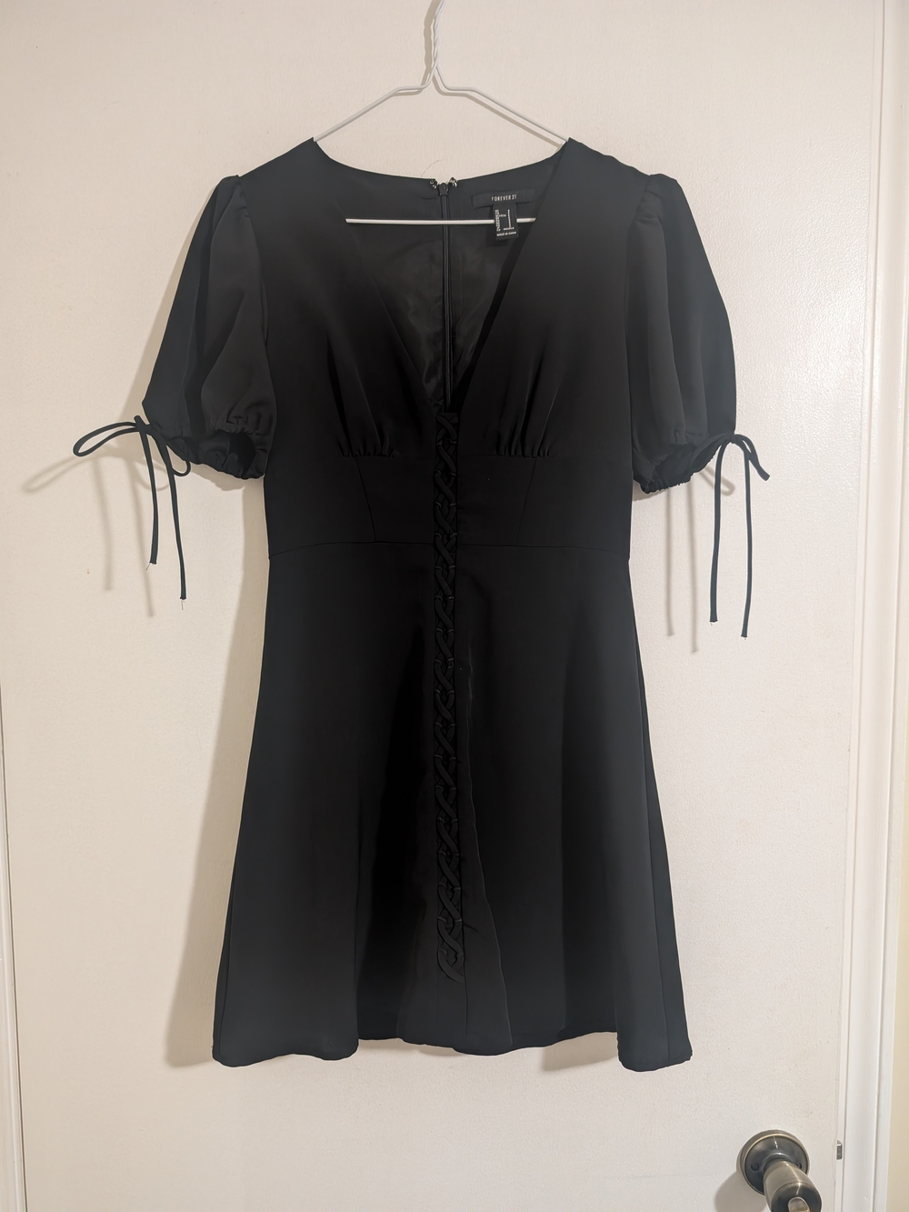 Forever 21 Black Lace-Up Corset Front Puff Sleeve Mini Dress Size Small